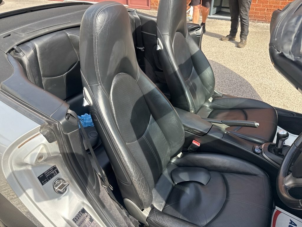 Porsche 911 Convertible Silver #4