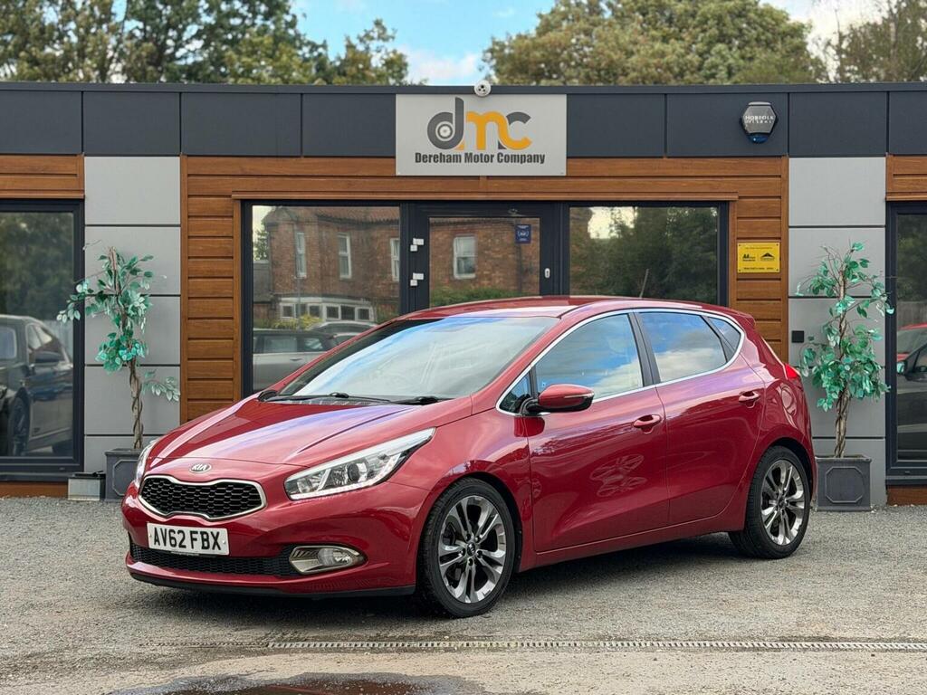 Kia Ceed 1.6 Crdi Ecodynamics 4 Euro 5 Ss Red