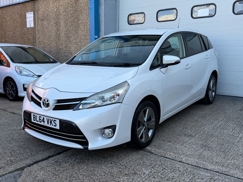 Toyota Verso 1.8 V-matic Trend Multidrive White #3