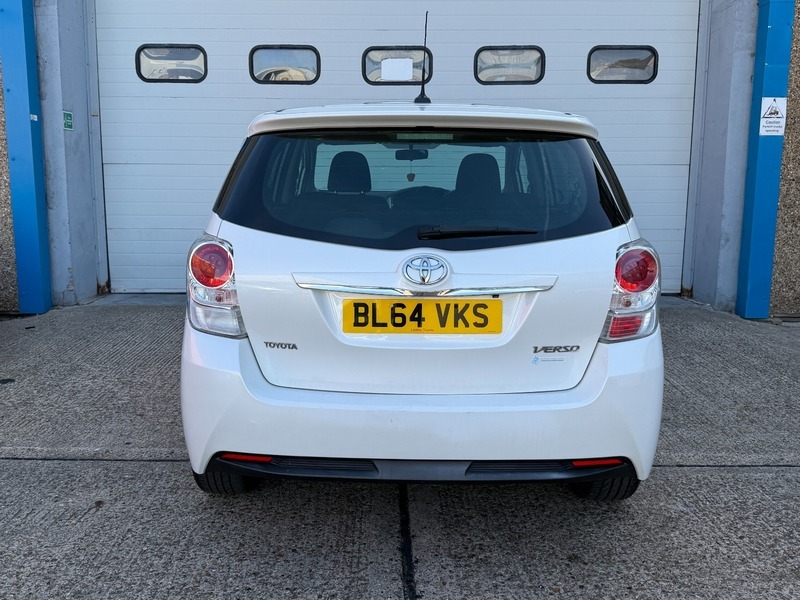 Toyota Verso 1.8 V-matic Trend Multidrive White #5