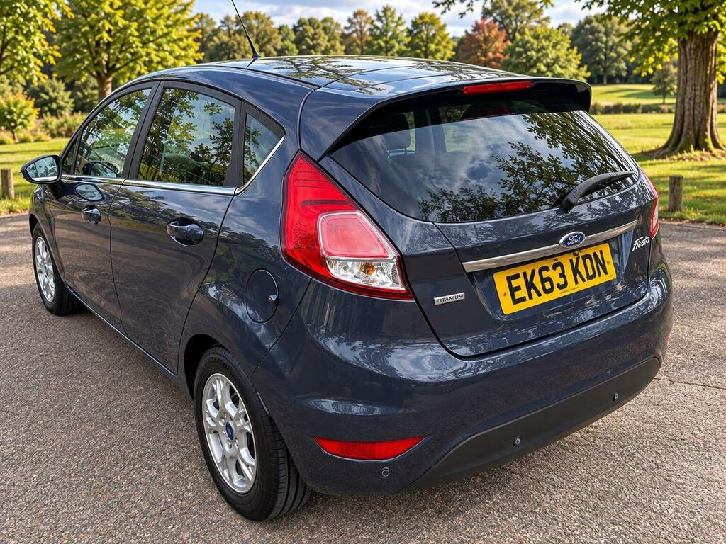 Ford Fiesta Hatchback 1.6 Tdci Econetic Titanium Euro 5 Ss Grey #5