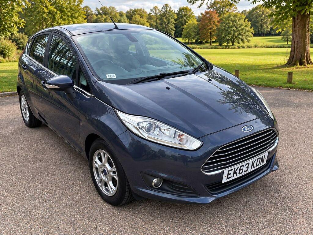 Ford Fiesta Hatchback 1.6 Tdci Econetic Titanium Euro 5 Ss Grey