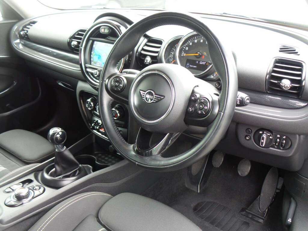 Mini Clubman Cooper S Red #4