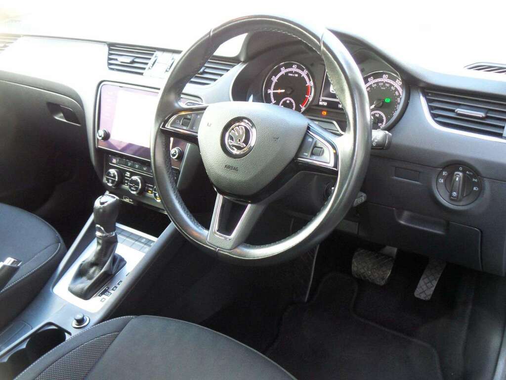 Skoda Octavia Se Drive Grey #4