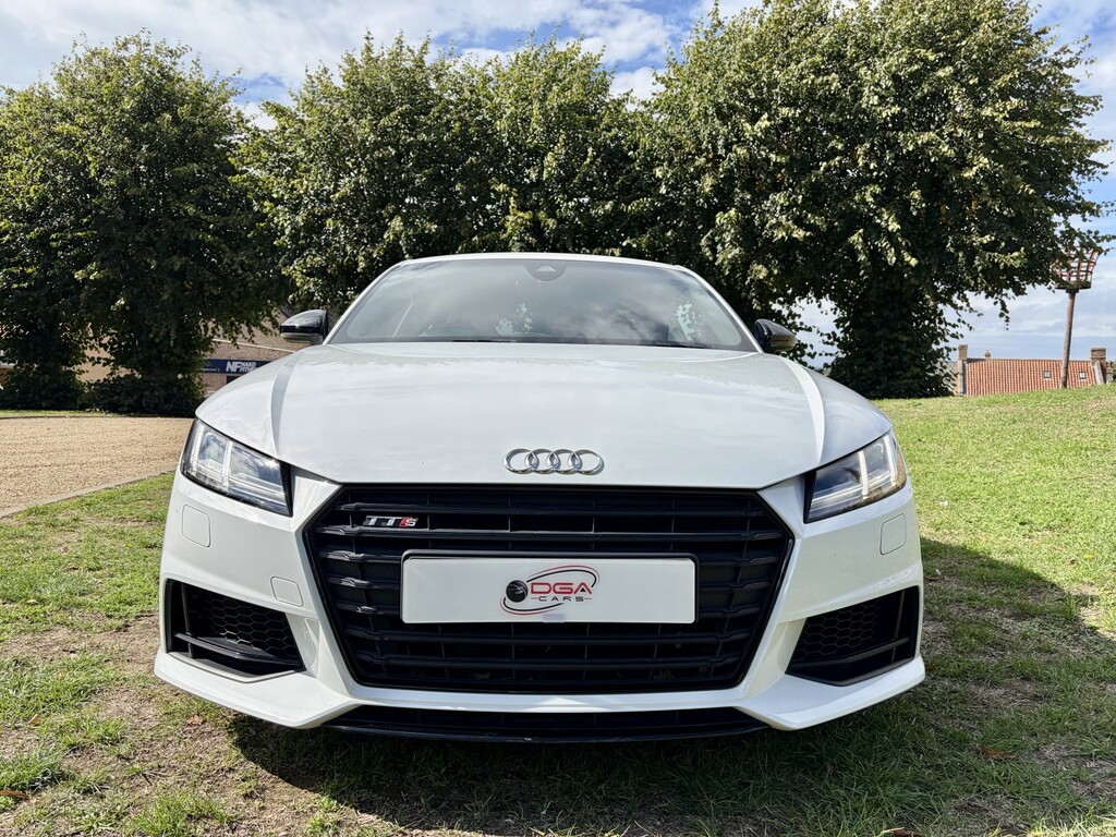 Audi TTS Coupe 2.0 Tfsi Black Edition 201717 White #4