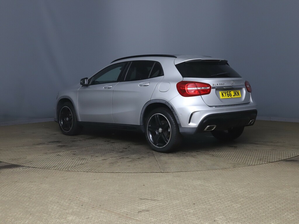 Mercedes-Benz GLA Class Suv 2.1 Gla220d Amg Line Premium Plus 201666 Silver #4