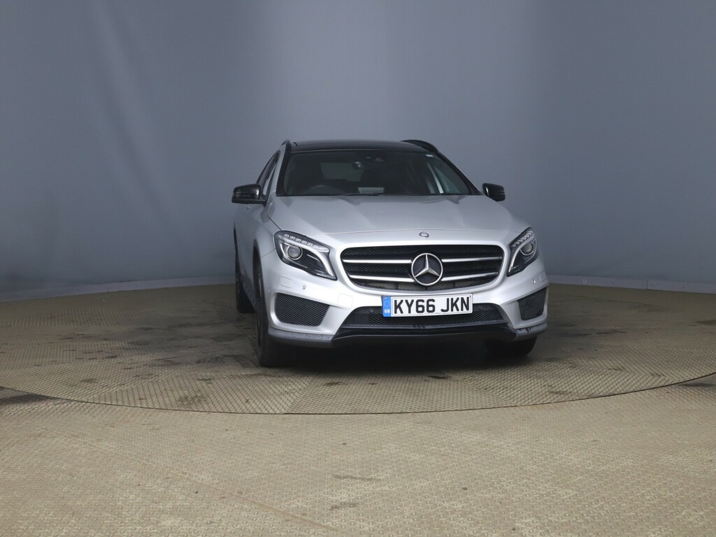 Mercedes-Benz GLA Class Suv 2.1 Gla220d Amg Line Premium Plus 201666 Silver #3