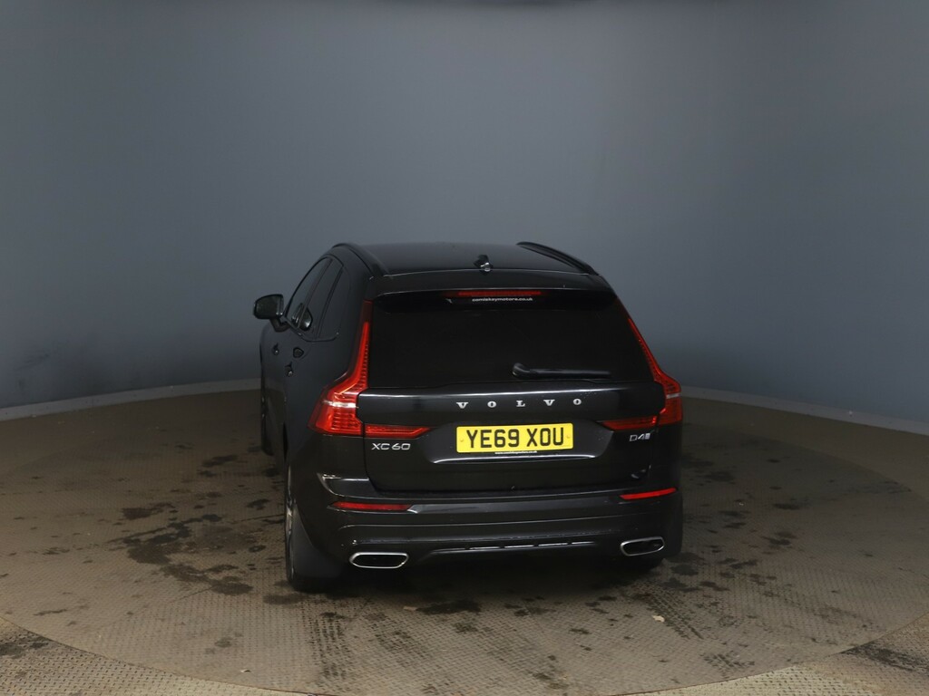 Volvo XC60 2.0 R-design D4 Black #6
