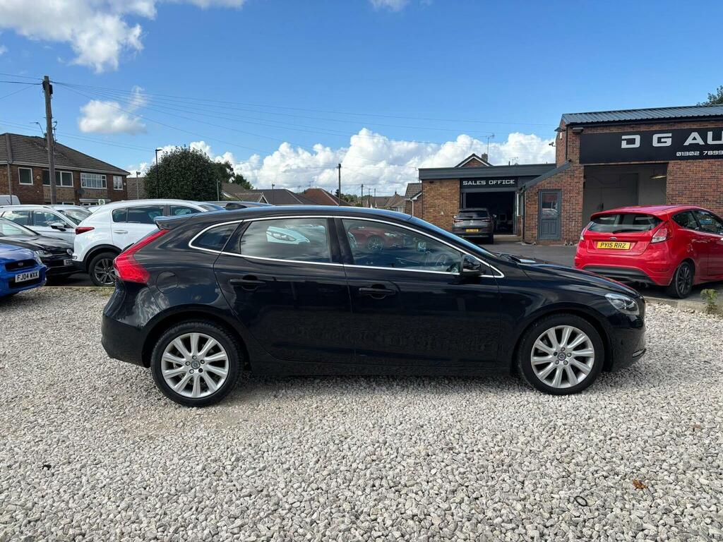 Volvo V40 2.0 D4 Se Lux Nav Euro 6 Ss Black #6