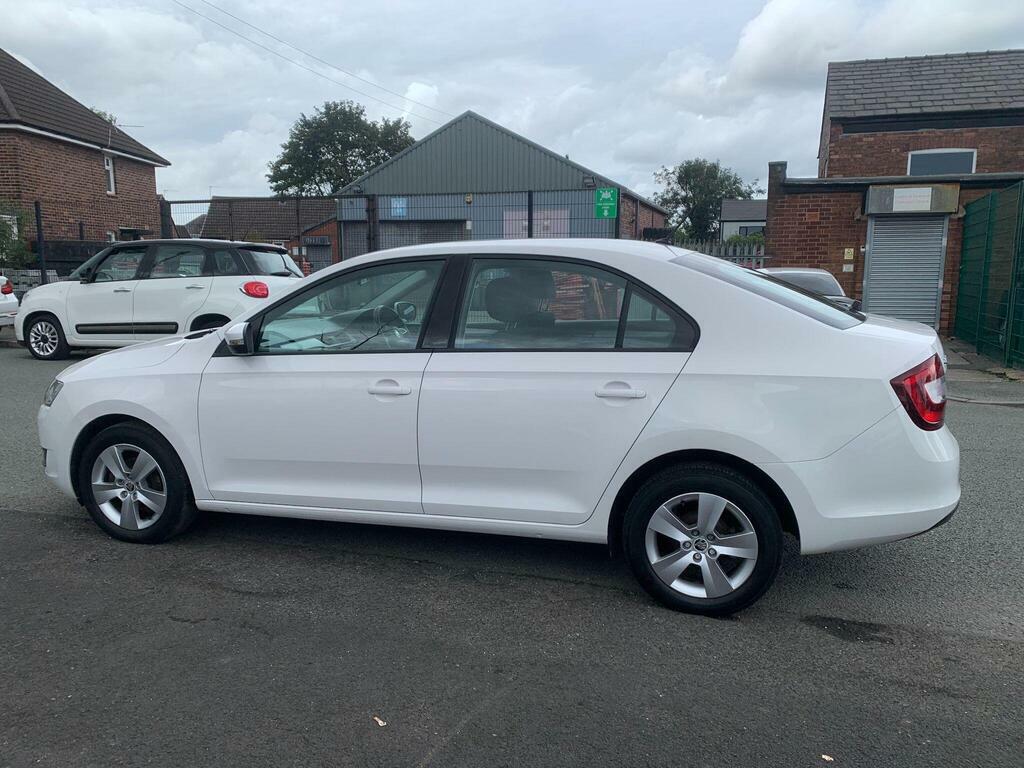 Skoda Rapid 1.0 Tsi Se Euro 6 S S White #6