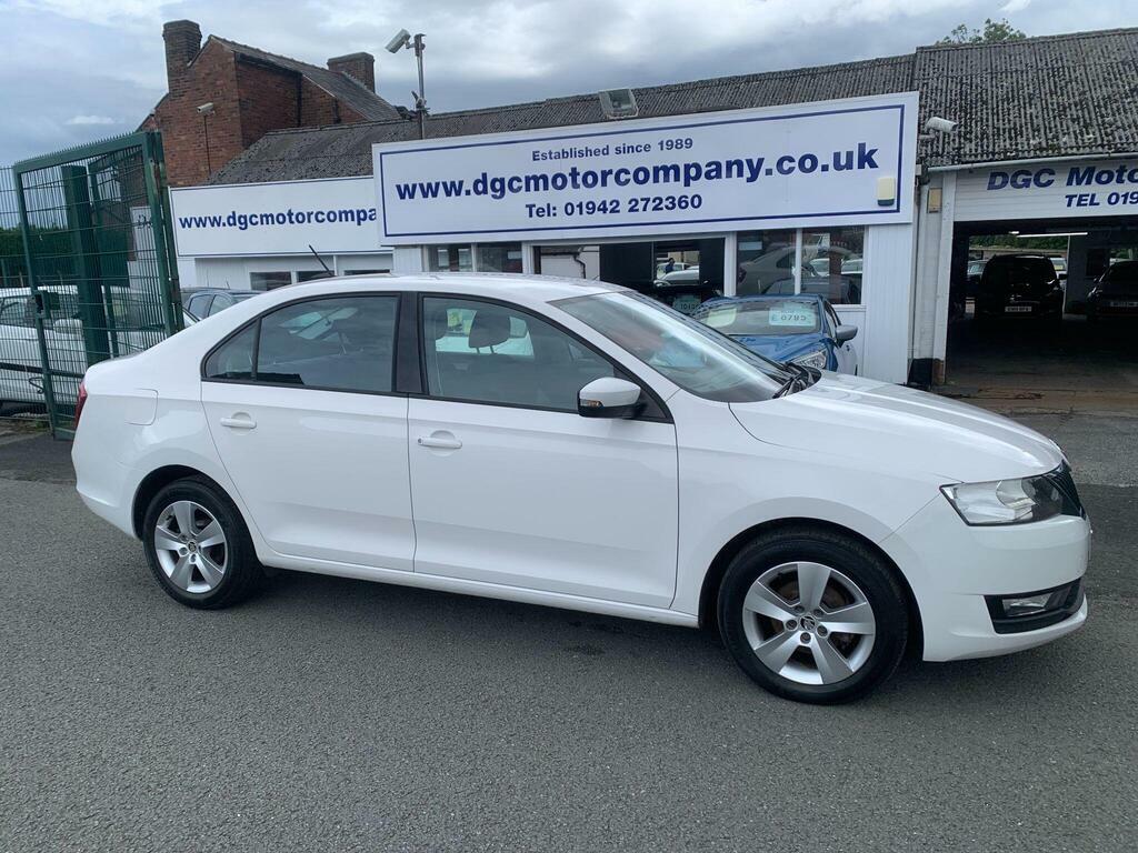 Skoda Rapid 1.0 Tsi Se Euro 6 S S White