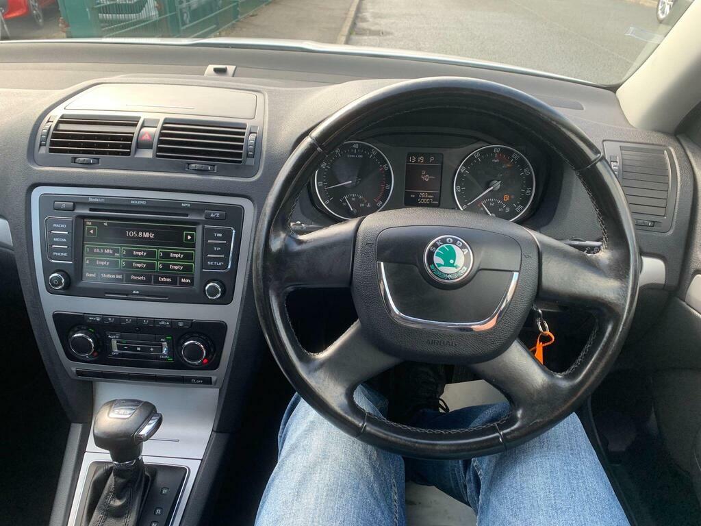 Skoda Octavia 2.0 Tdi Vrs Dsg Euro 5 Grey #18