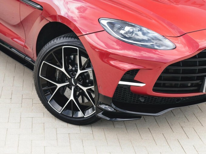 Aston Martin DBX V8 Euro 6 Red #4