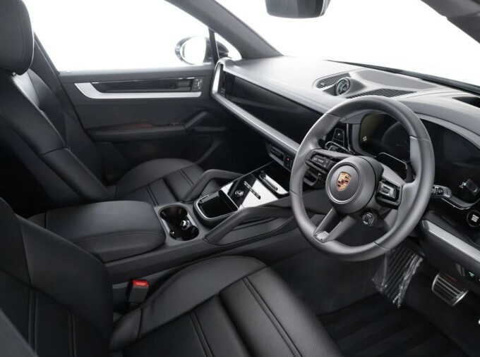 Porsche Cayenne V6 E-hybrid 25.9Kwh S Black Edition Tiptronics Eur Silver #4