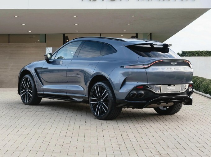 Aston Martin DBX V8 Euro 6 Blue