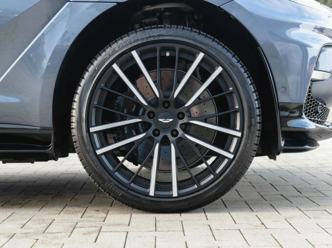 Aston Martin DBX V8 Euro 6 Blue #3