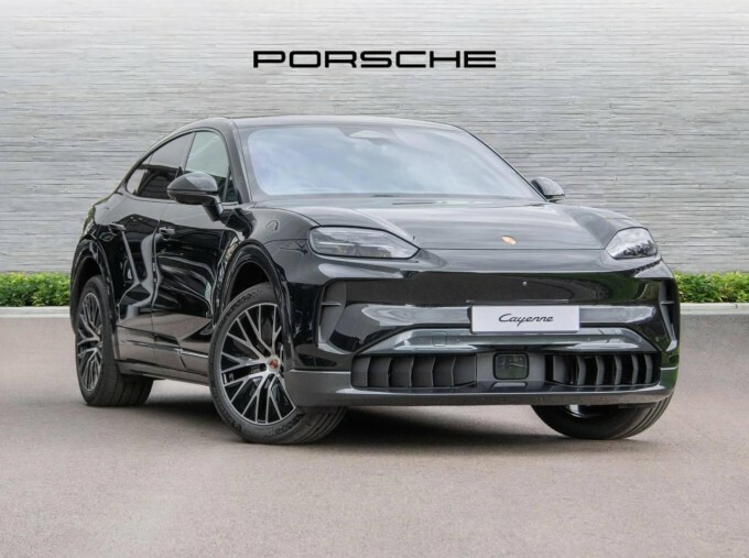 Porsche Cayenne 113Kwh Coup Black