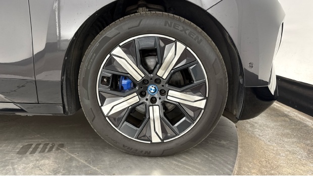 BMW iX 50 111.5Kwh M Sport Xdrive 11Kw Charger Grey #4