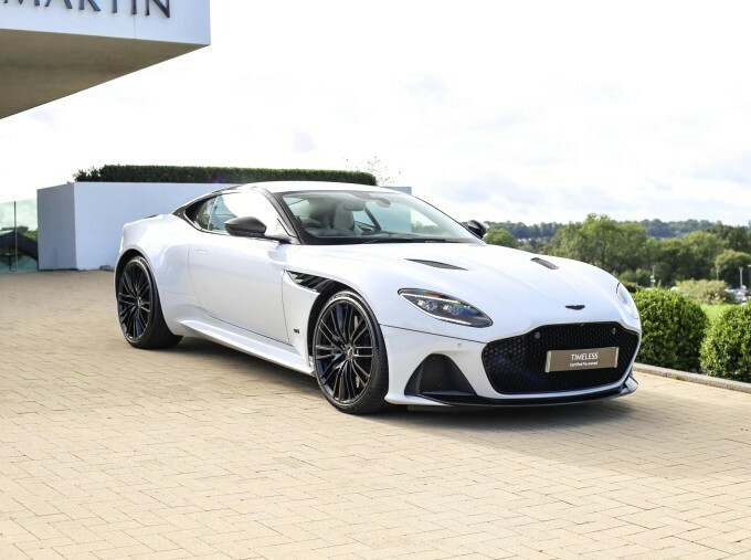 Aston Martin DBS V12 Biturbo Euro 6 White