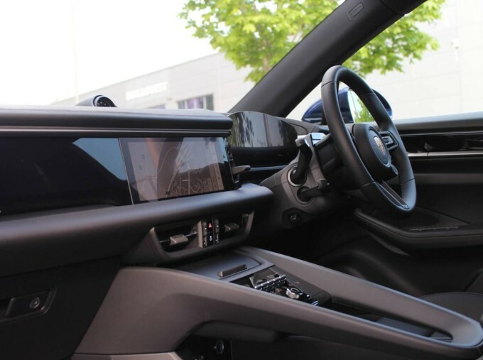 Porsche Macan 100Kwh 4S WN26PKU Blue #3