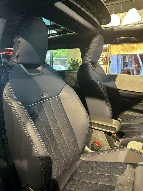Mini Hatch 1.5C Exclusive Steptronic Euro 6 Green #3
