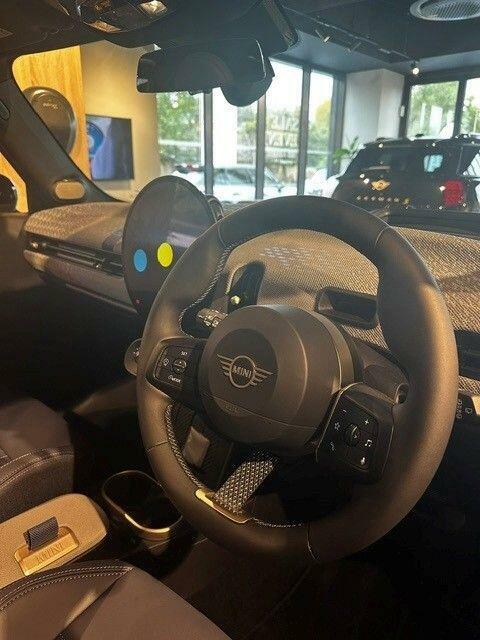Mini Hatch 1.5C Exclusive Steptronic Euro 6 Green #4