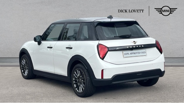Mini Hatch 1.5C Exclusive Steptronic Euro 6 White #2