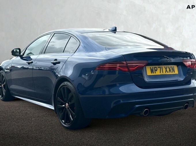 Jaguar XE 2.0 P300i R-dynamic Hse Euro 6 4-Door Blue #2