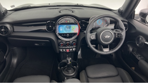 Mini Convertible Cooper Sport Steptronic Euro 6 2-Door Black #4