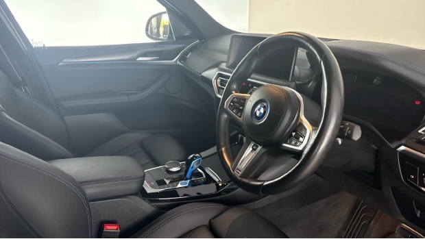 BMW iX3 80Kwh M Sport Pro 5-Door Blue #6
