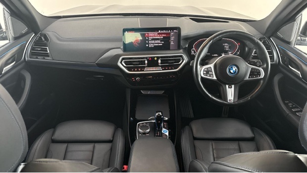 BMW iX3 80Kwh M Sport Pro 5-Door Blue #4