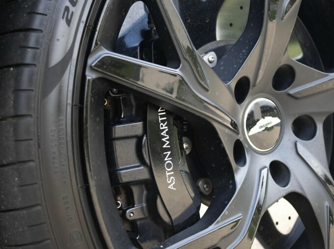Aston Martin DBS 2019 Aston Martin Dbs Superleggera  #16