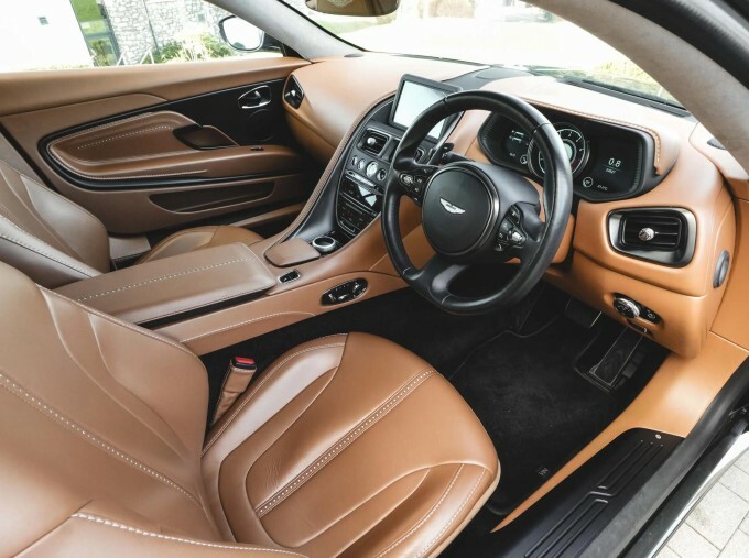 Aston Martin DB11 V12 Euro 6 2-Door Silver #3