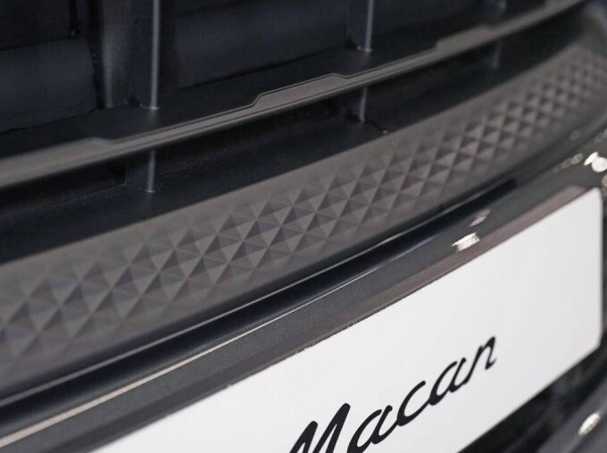 Porsche Macan 470Kw Turbo 100Kwh Black #51