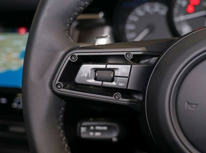 Porsche Macan 470Kw Turbo 100Kwh Black #23