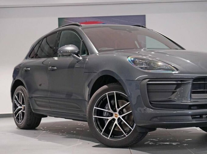 Porsche Macan 470Kw Turbo 100Kwh Black #42