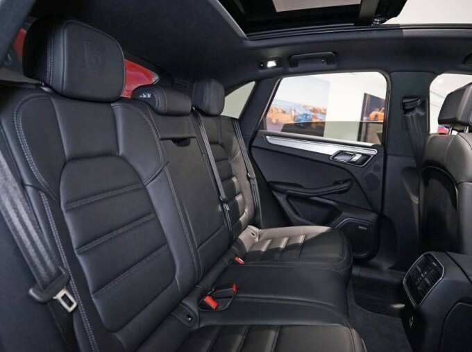 Porsche Macan 470Kw Turbo 100Kwh Black #17