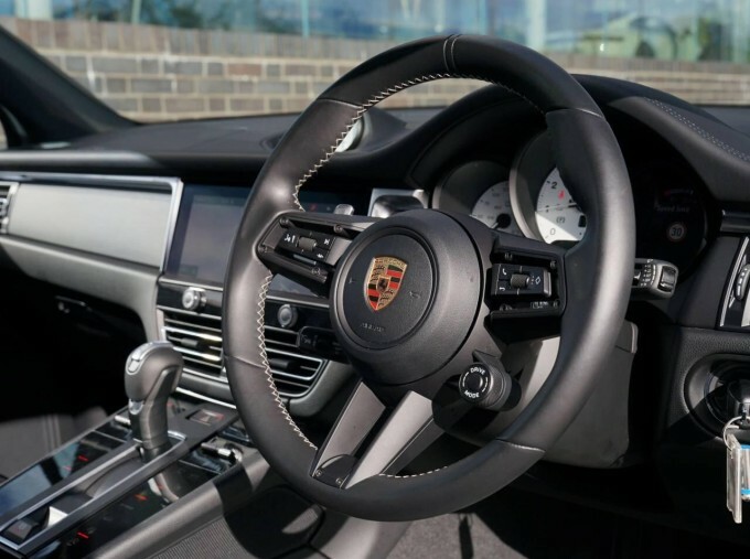 Porsche Macan 2.0T T Pdk 4Wd Euro 6 5-Door Blue #4
