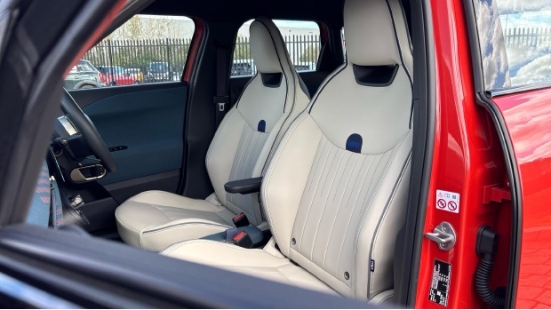 Mini Aceman 160Kw Se Exclusive Level 2 54Kwh Blue #34