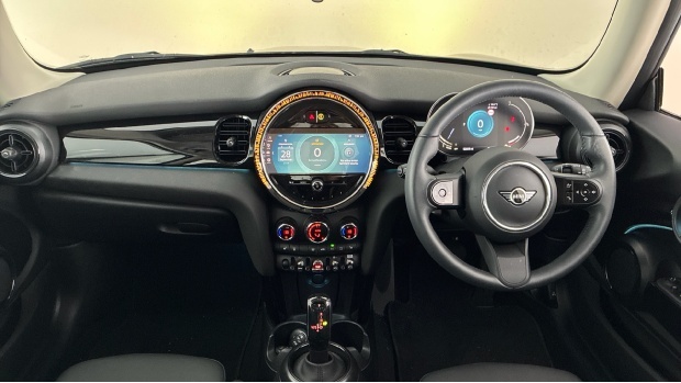 Mini Hatch Cooper Classic Steptronic Euro 6 Black #4