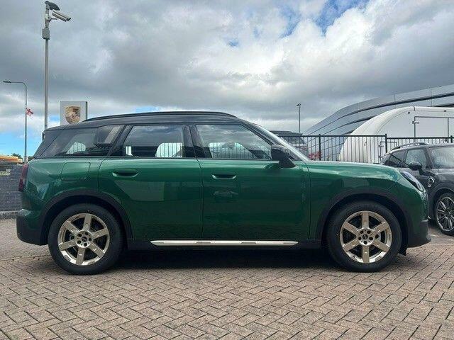Mini Electric E 66.5Kwh Exclusive Green #4
