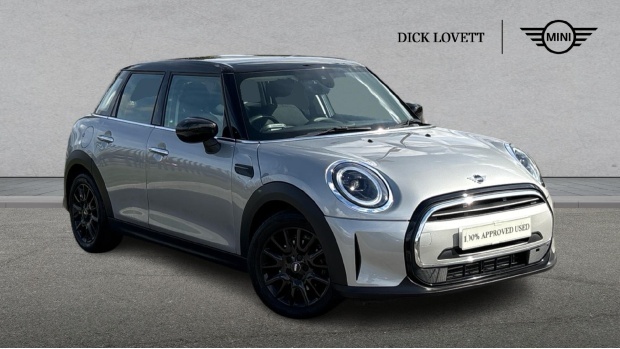 Mini Hatch Cooper Classic Steptronic Euro 6 5-Door Silver
