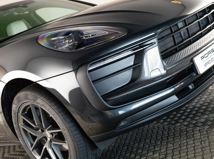 Porsche Macan Suv 5dr Electric Auto Silver #72