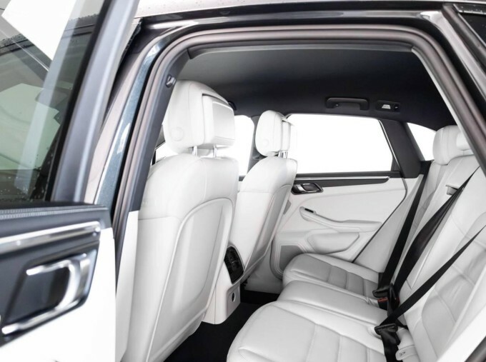 Porsche Macan Suv 5dr Electric Auto Silver #16