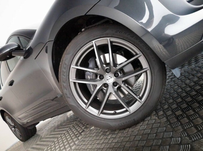Porsche Macan Suv 5dr Electric Auto Silver #10
