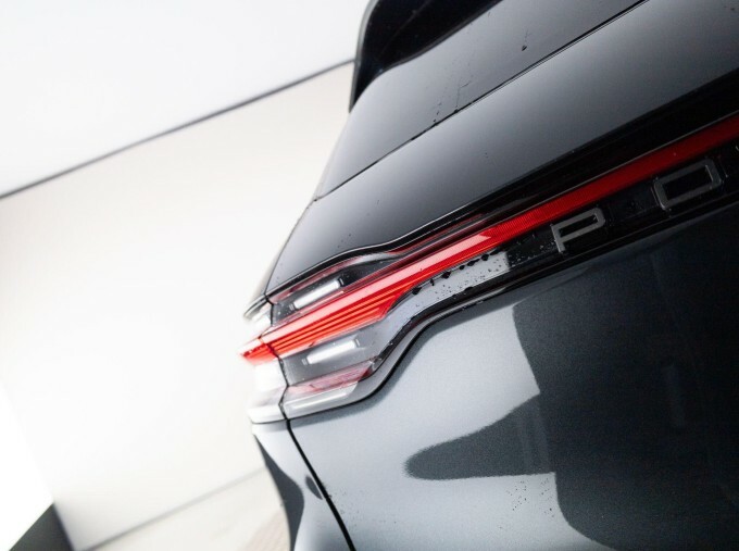 Porsche Macan Suv 5dr Electric Auto Silver #75
