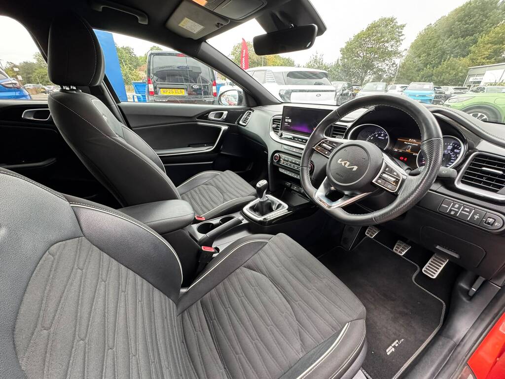 Kia Ceed 1.5 T Gdi Gt Line Hatchback Orange #14