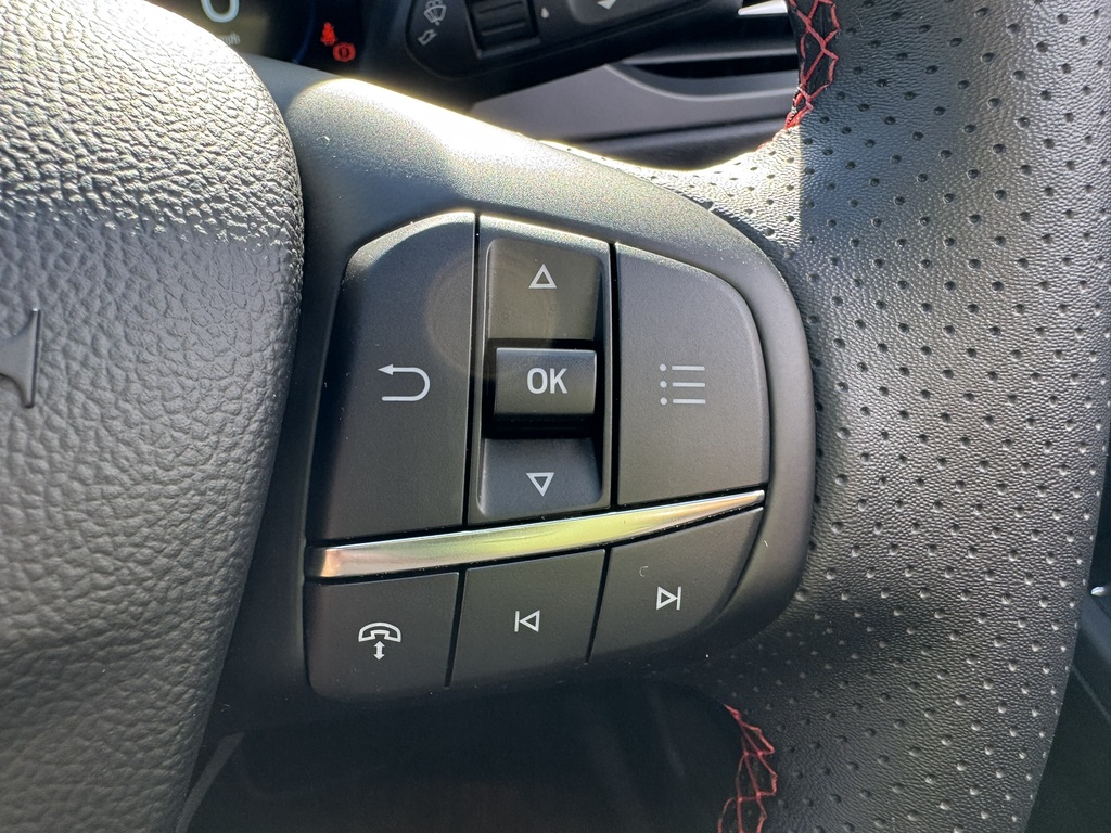 Ford Kuga 2.5 Phev St-line X Black Package Cvt 2025 Silver #35