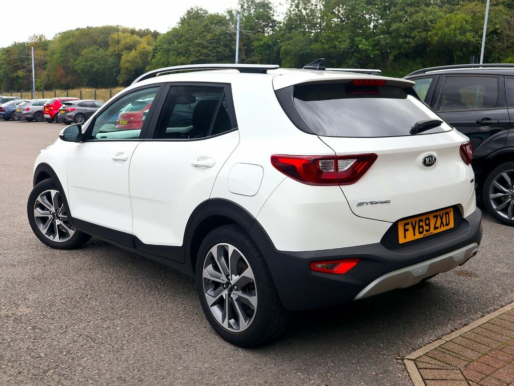 Kia Stonic 1.6 3 Crdi Isg White #2