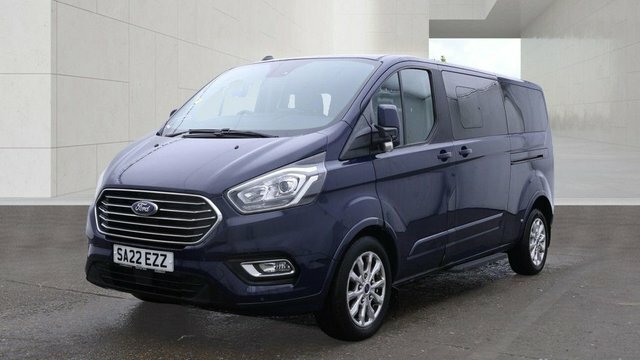 Ford Tourneo Custom 2L Zetec Silver #1